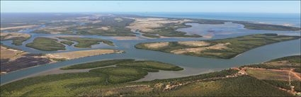 Long Island - Aurukun - Cape York - QLD (PBH4 00 14495)